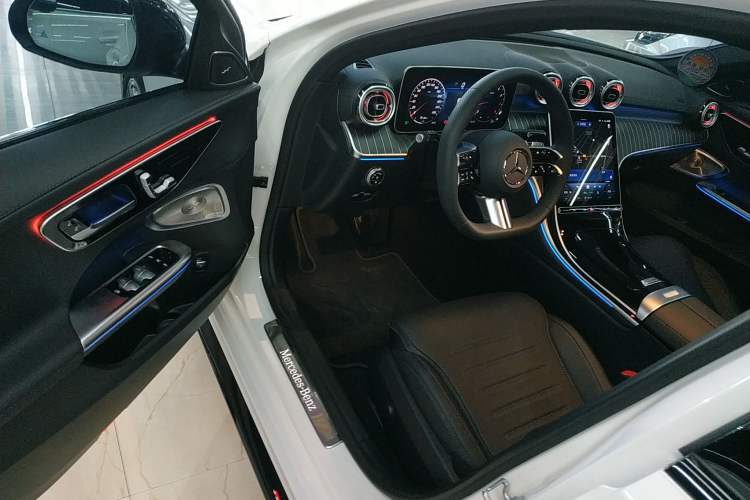 Used Mercedes-Benz C-Class 2025 C 260 L Obsidian Night Sport Edition Driver Seat