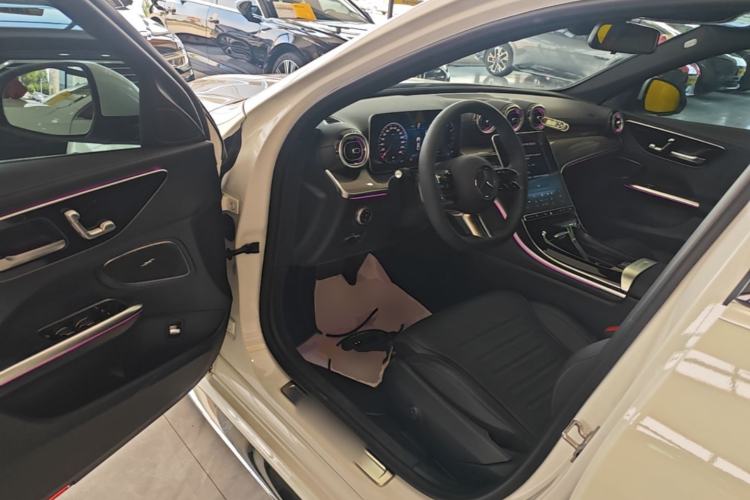Used Mercedes-Benz C-Class 2025 Facelift C 260 L Sport Edition Driver Seat