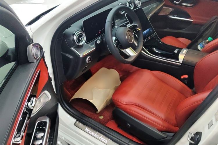 Used Mercedes-Benz C-Class 2025 Facelift C 260 L Sport Edition Driver Seat