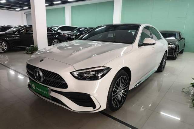 Ojetý Mercedes-Benz C-Class 2025 C 260 L Sport Edition
