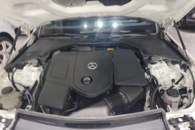 Used Mercedes-Benz C-Class 2025 C 200 L Sport Edition Engine Bay