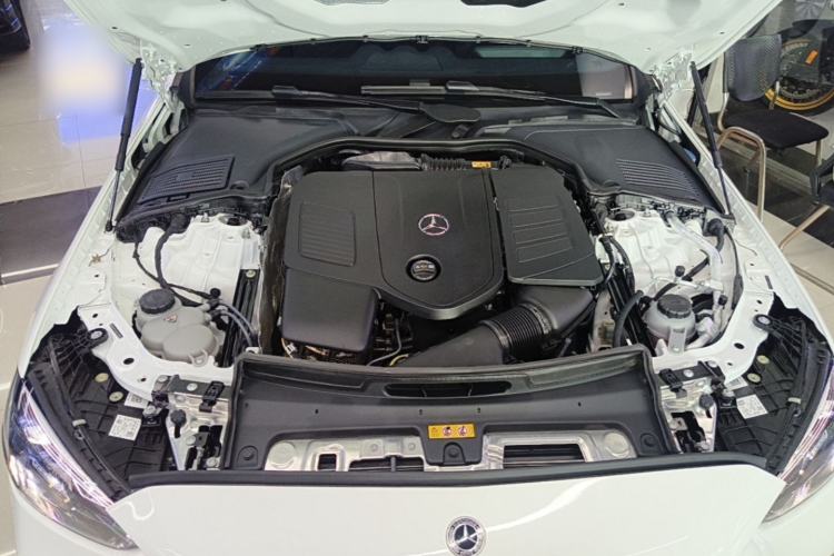 Used Mercedes-Benz C-Class 2025 Facelift C 260 L Sport Edition Engine Bay