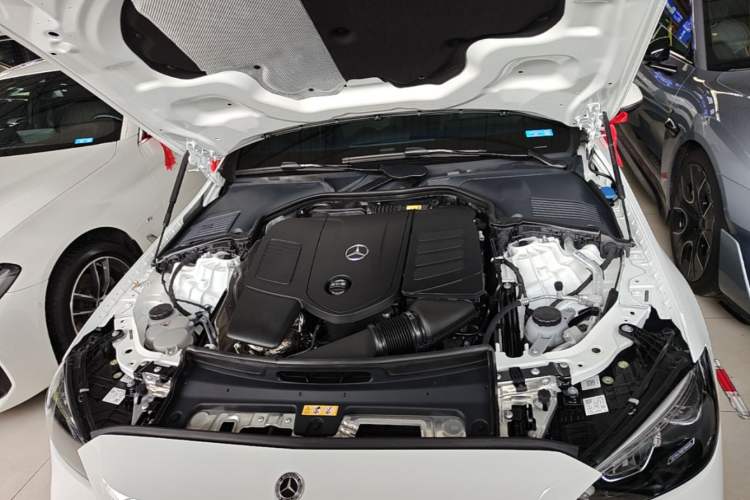 Used Mercedes-Benz C-Class 2025 Facelift C 260 L Sport Edition Engine Bay