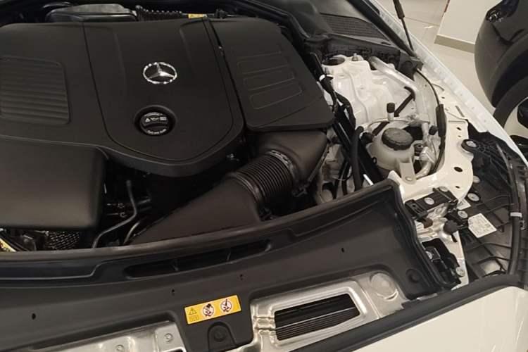 Used Mercedes-Benz C-Class 2025 C 260 L Obsidian Night Sport Edition Engine Bay Left