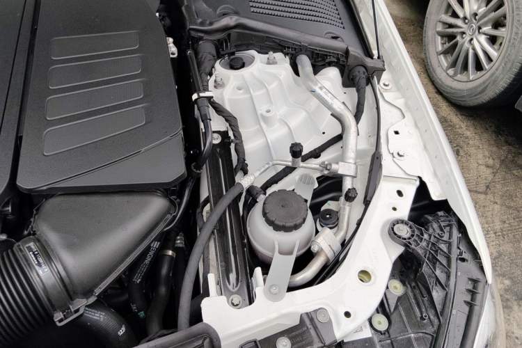 Used Mercedes-Benz C-Class 2025 Facelift C 260 L Sport Edition Engine Bay Left