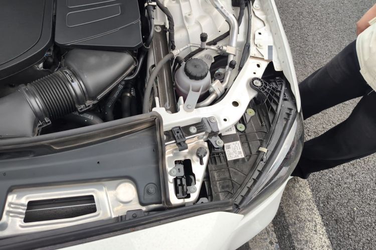 Used Mercedes-Benz C-Class 2025 C 260 L Sport Edition Engine Bay Left