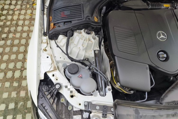 Used Mercedes-Benz C-Class 2025 Facelift C 260 L Sport Edition Engine Bay Right