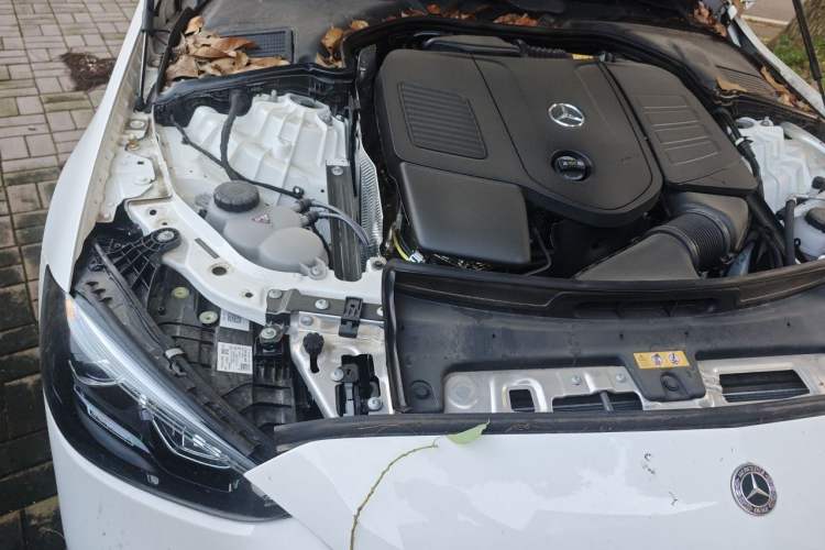 Used Mercedes-Benz C-Class 2025 Facelift C 260 L Sport Edition Engine Bay Right