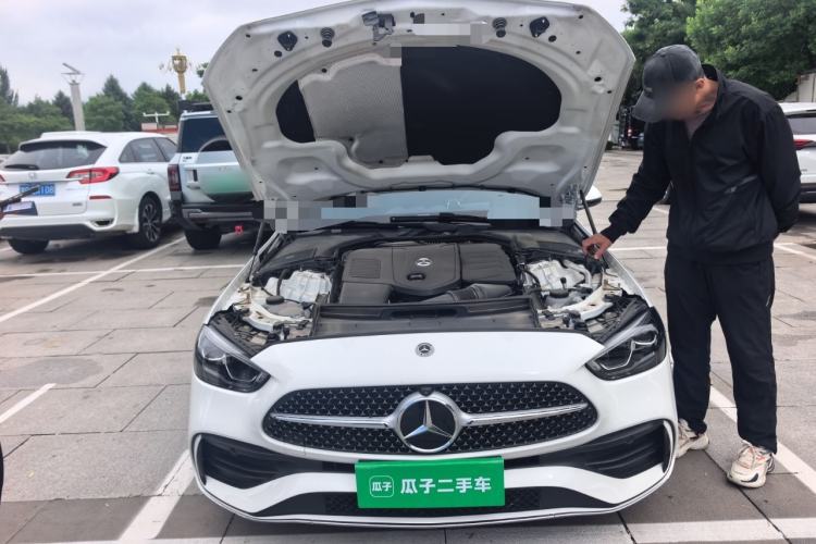 Used Mercedes-Benz C-Class 2025 Refresh C 260 L Night Edition Sports Version Engine Bay