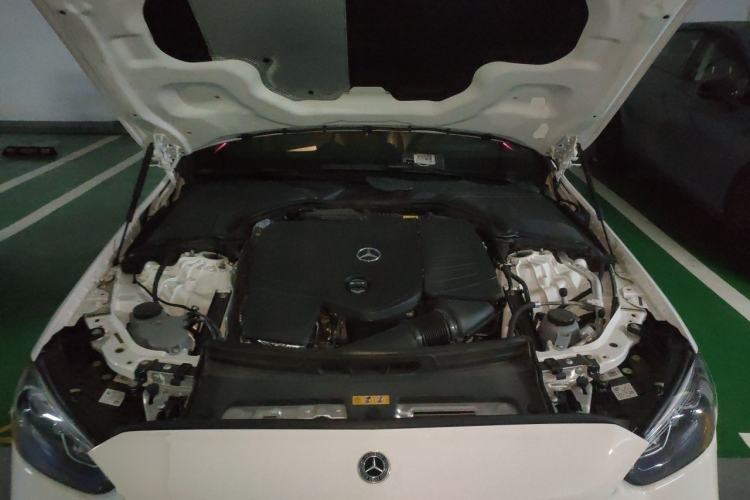 Used Mercedes-Benz C-Class 2025 Refresh C 200 L Sport Edition Engine Bay