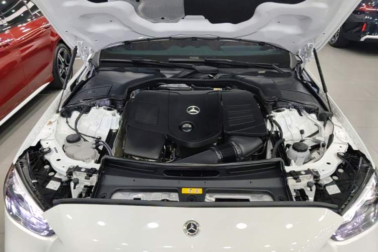 Used Mercedes-Benz C-Class 2025 Facelift C 260 L Sport Edition Engine Bay