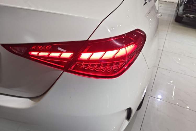 Used Mercedes-Benz C-Class 2025 Facelift C 260 L Sport Edition Exterior 1