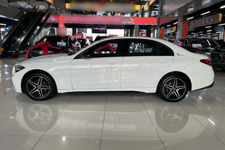 Used Mercedes-Benz C-Class 2025 C 260 L Obsidian Night Sport Edition Exterior 1