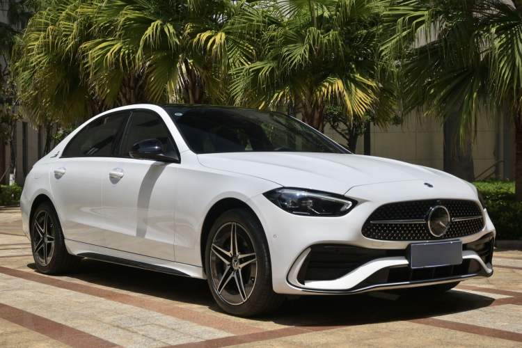 Used Mercedes-Benz C-Class 2025 C 260 L Obsidian Night Sport Edition Exterior 1