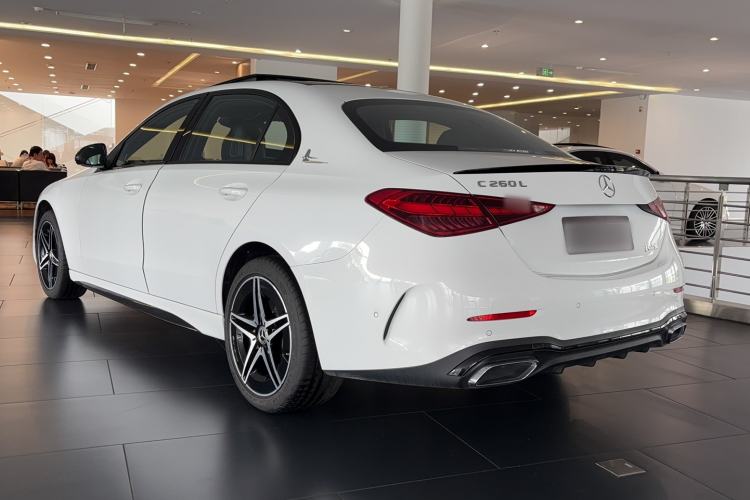 Used Mercedes-Benz C-Class 2025 C 260 L Obsidian Night Sport Edition Exterior 1