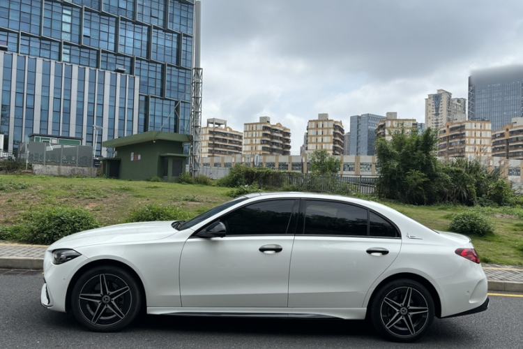 Used Mercedes-Benz C-Class 2025 Refresh C 260 L Night Edition Sports Version Exterior 2