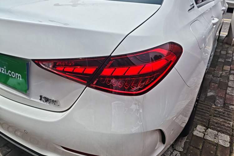 Used Mercedes-Benz C-Class 2025 Facelift C 260 L Sport Edition Exterior 3