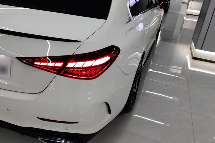 Used Mercedes-Benz C-Class 2025 C 260 L Obsidian Night Sport Edition Exterior 3