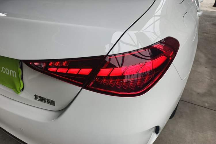 Used Mercedes-Benz C-Class 2025 Facelift C 260 L Sport Edition Exterior 3