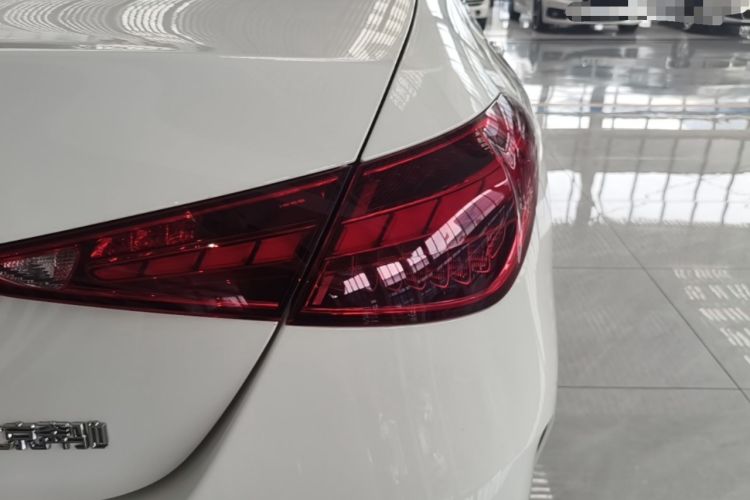 Used Mercedes-Benz C-Class 2025 Facelift C 260 L Sport Edition Exterior 3