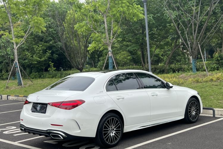 Used Mercedes-Benz C-Class 2025 Facelift C 260 L Sport Edition Exterior 4