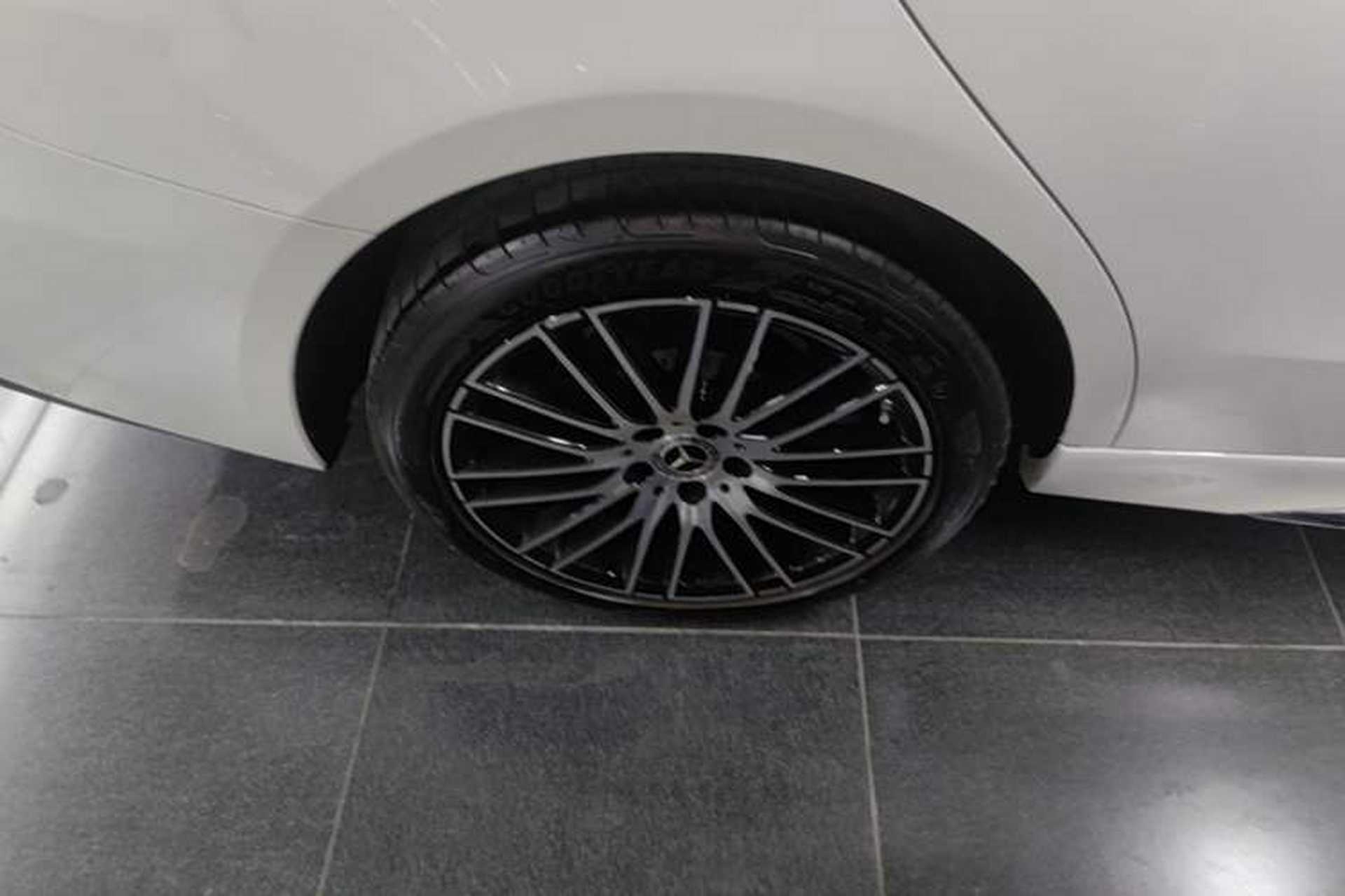 Used Mercedes-Benz C-Class 2025 Facelift C 260 L Sport Edition Exterior 5