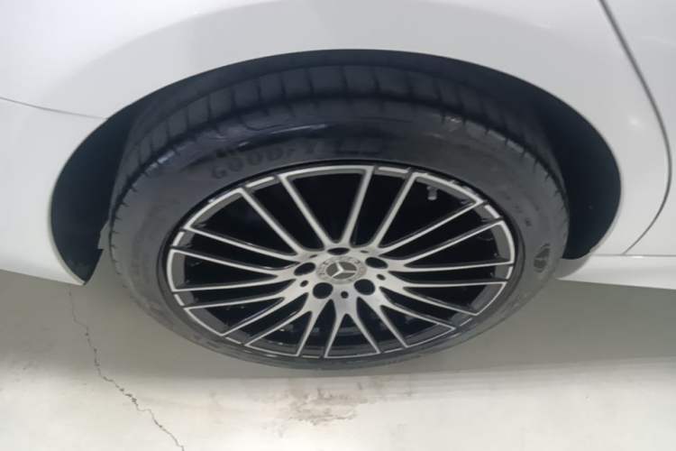 Used Mercedes-Benz C-Class 2025 C 260 L Sport Edition Exterior 5
