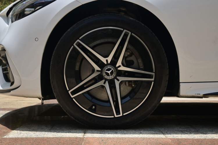 Used Mercedes-Benz C-Class 2025 C 260 L Obsidian Night Sport Edition Exterior 8