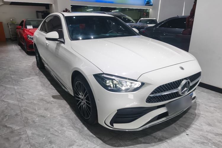 Used Mercedes-Benz C-Class 2025 C 200 L Sport Edition Front Right 45 Deg