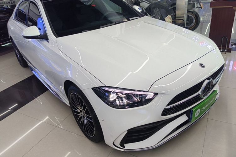 Used Mercedes-Benz C-Class 2025 Facelift C 260 L Sport Edition Front Right 45 Deg