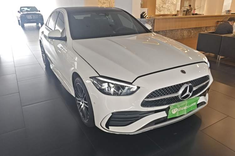 Used Mercedes-Benz C-Class 2025 C 260 L Sport Edition Front Right 45 Deg