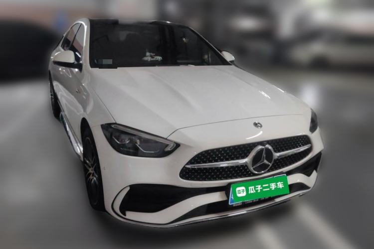 Used Mercedes-Benz C-Class 2025 C 260 L Sport Edition Front Right 45 Deg