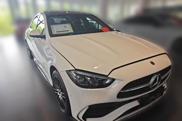 Used Mercedes-Benz C-Class 2025 Facelift C 260 L Sport Edition Front Right 45 Deg
