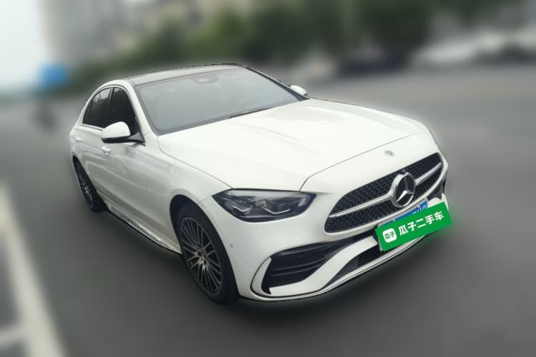 Used Mercedes-Benz C-Class 2025 C 260 L Sport Edition Front Right 45 Deg