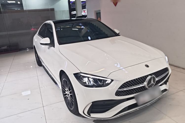 Used Mercedes-Benz C-Class 2025 Facelift C 260 L Sport Edition Front Right 45 Deg