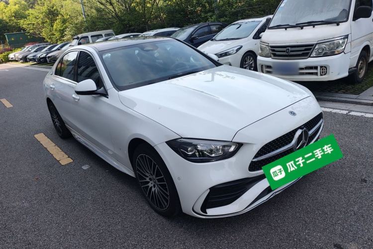 Used Mercedes-Benz C-Class 2025 C 260 L Sport Edition Front Right 45 Deg