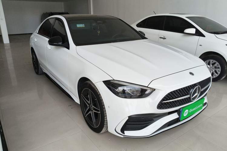 Used Mercedes-Benz C-Class 2025 C 260 L Obsidian Night Sport Edition Front Right 45 Deg