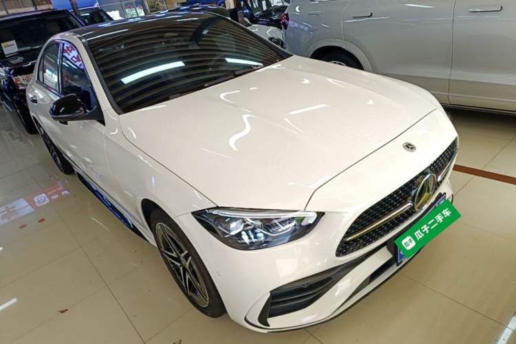Used Mercedes-Benz C-Class 2025 Refresh C 260 L Night Edition Sports Version Front Right 45 Deg