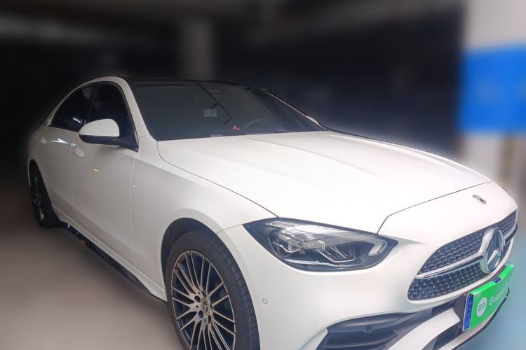 Used Mercedes-Benz C-Class 2025 Facelift C 260 L Sport Edition Front Right 45 Deg