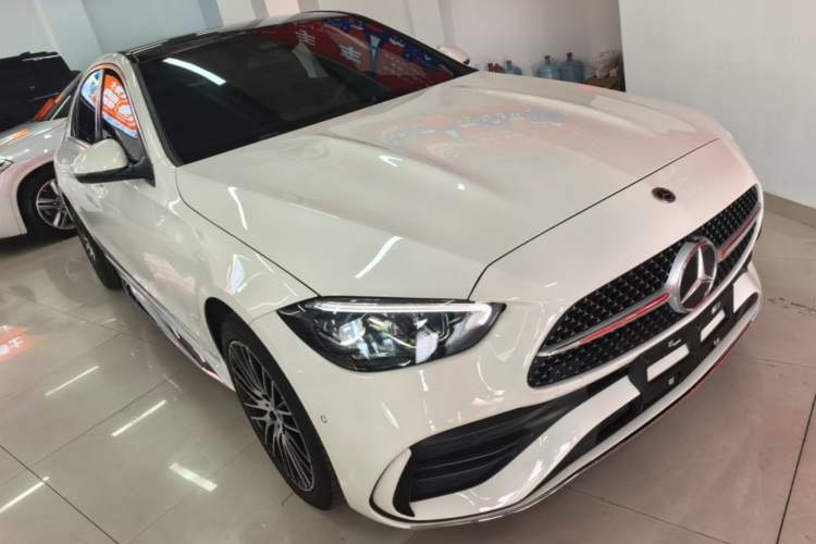 Used Mercedes-Benz C-Class 2025 Facelift C 260 L Sport Edition Front Right 45 Deg