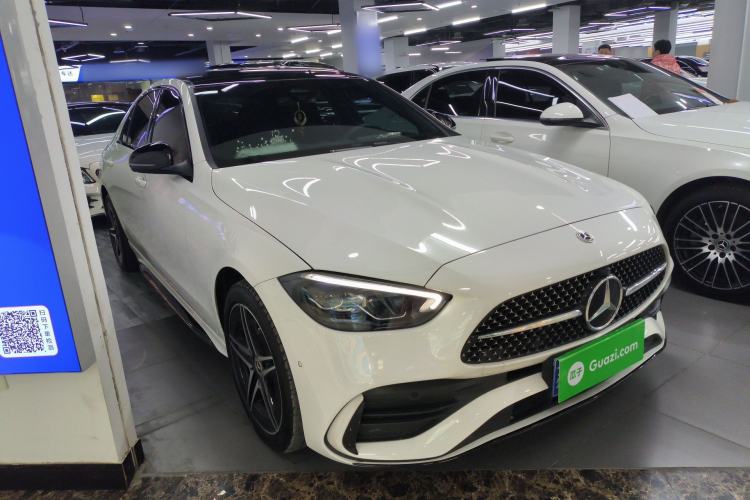 Used Mercedes-Benz C-Class 2025 C 260 L Obsidian Night Sport Edition Front Right 45 Deg