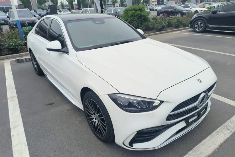 Used Mercedes-Benz C-Class 2025 Facelift C 260 L Sport Edition Front Right 45 Deg
