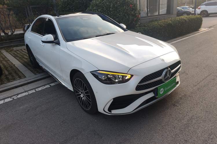 Used Mercedes-Benz C-Class 2025 Facelift C 260 L Sport Edition Front Right 45 Deg