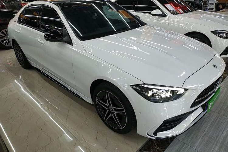 Used Mercedes-Benz C-Class 2025 C 260 L Obsidian Night Sport Edition Front Right 45 Deg