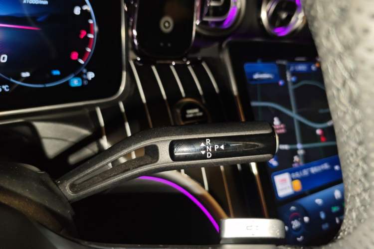 Used Mercedes-Benz C-Class 2025 C 260 L Sport Edition Gear Lever