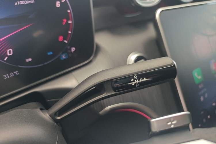 Used Mercedes-Benz C-Class 2025 Facelift C 260 L Sport Edition Gear Lever