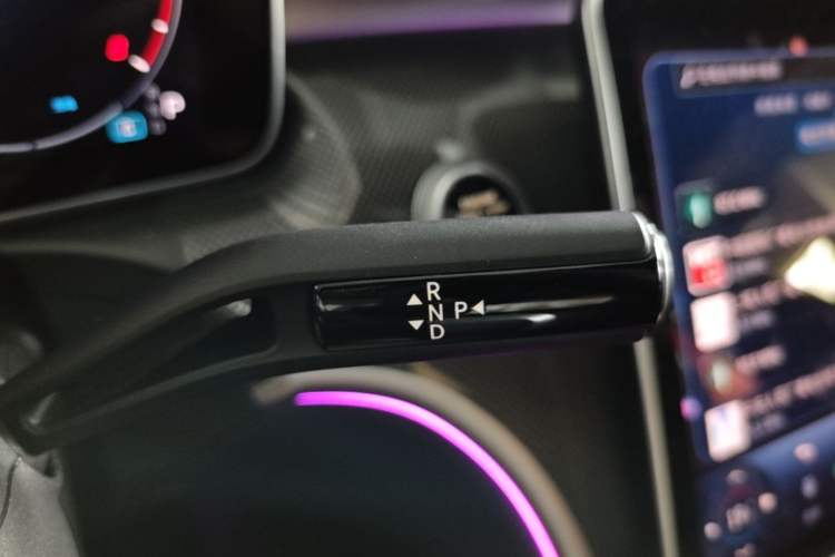 Used Mercedes-Benz C-Class 2025 C 260 L Sport Edition Gear Lever