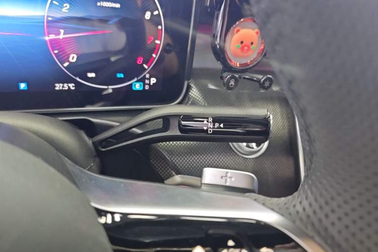 Used Mercedes-Benz C-Class 2025 C 260 L Sport Edition Gear Lever