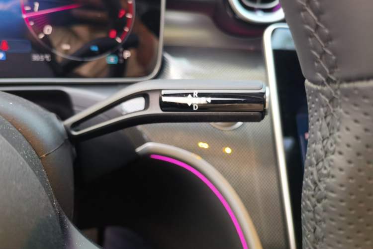 Used Mercedes-Benz C-Class 2025 C 260 L Sport Edition Gear Lever