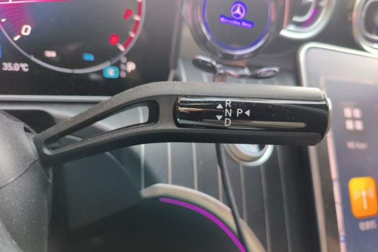Used Mercedes-Benz C-Class 2025 C 260 L Sport Edition Gear Lever